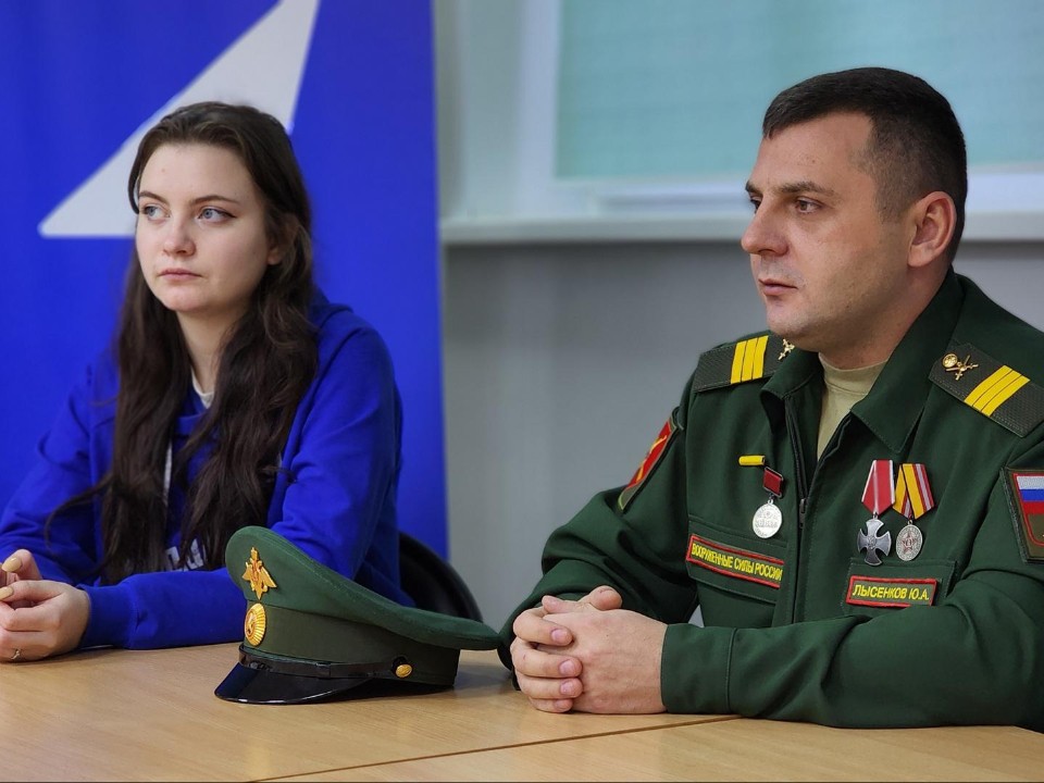 Боец штурмового отряда «Черная мамба» встретился с рузской молодежью