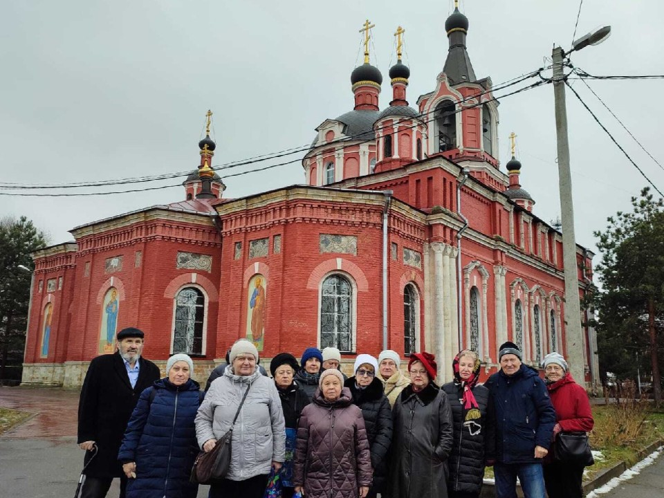 Экскурсия в прошлое: видновчане посетили музей новомучеников в Домодедово