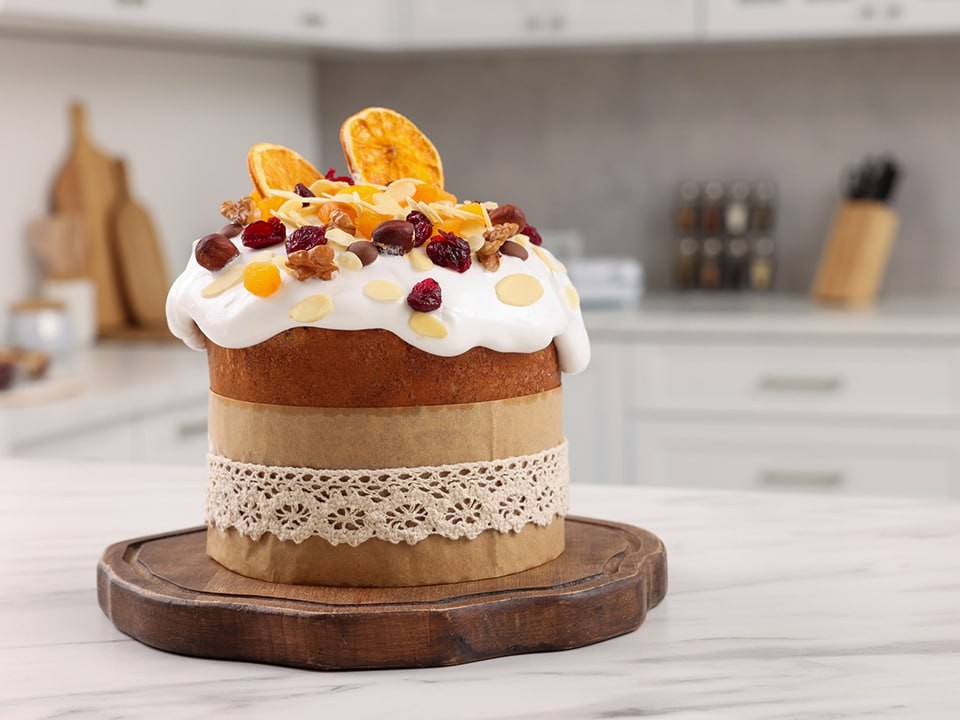 Кулинар из Рошаля поделилась рецептом домашней глазури для пасхального кулича