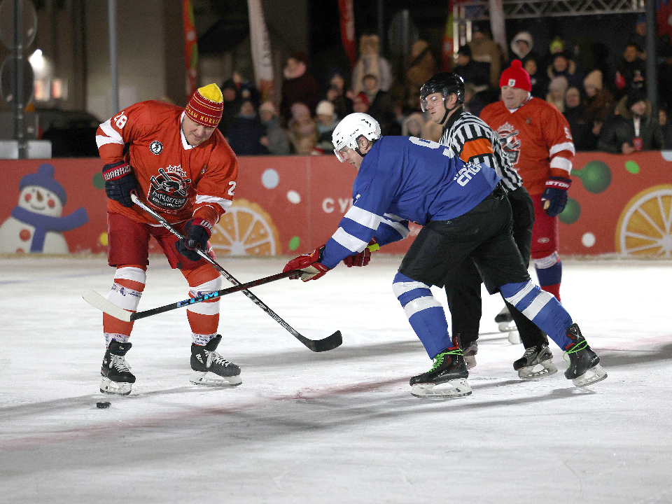 Кто из жителей поразил ворота легенд хоккея: подробности гала-матча в Дмитрове