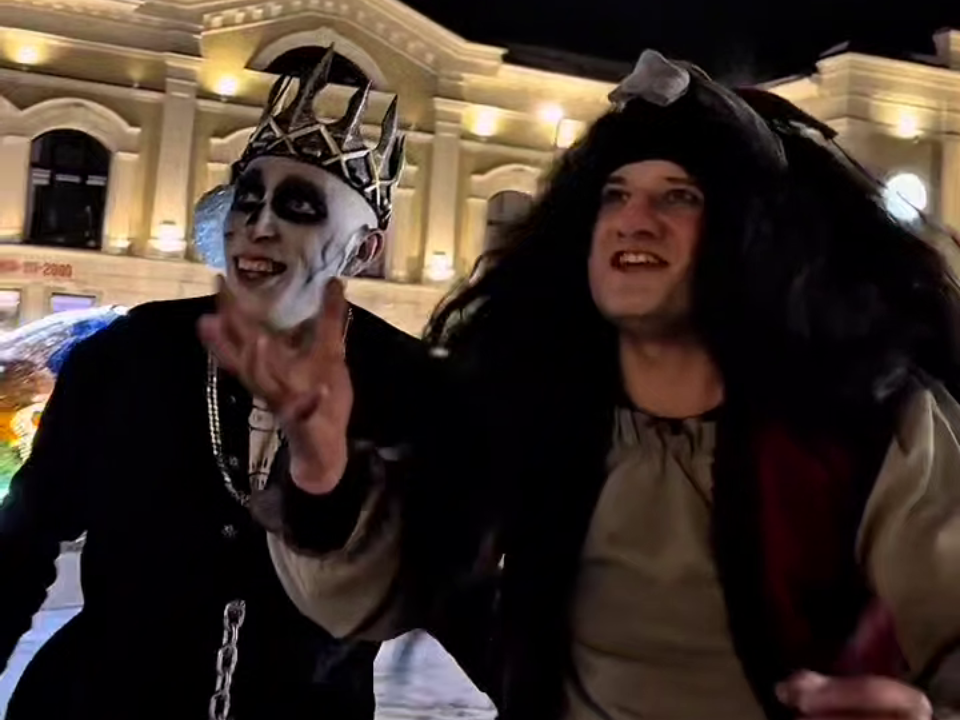 Баба Яга и Кощей похитили новогодний свет с главной елки Дмитрова