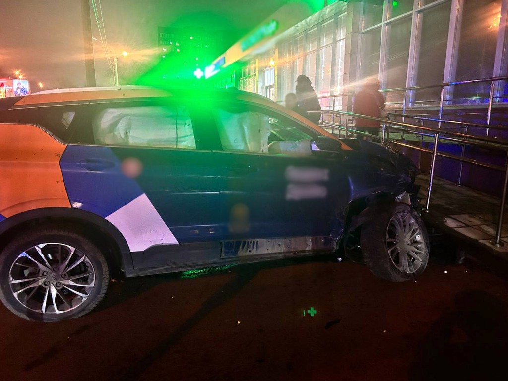 Поймали с бутылкой в руках: что известно о ДТП с машиной каршеринга в Красногорске