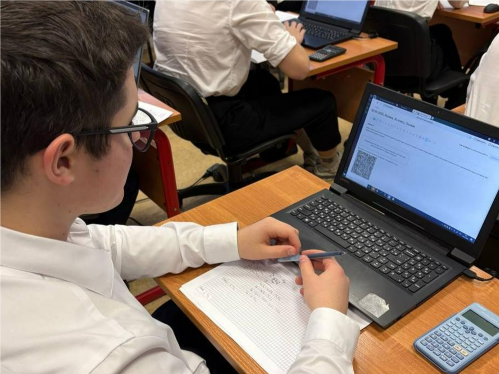 Десятиклассники Подмосковья прошли диагностику по физике: когда появятся результаты и что будет, если не набрать нужных баллов