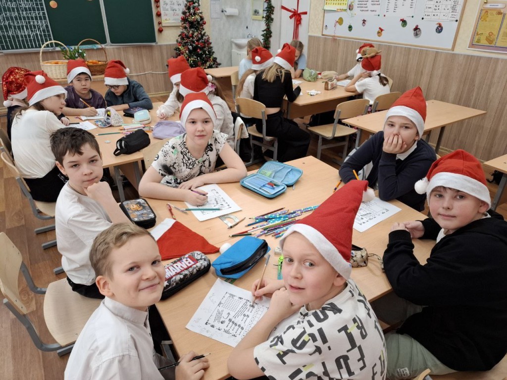 Школьники Лыткарина решали логические задачи на новогоднем интерактиве