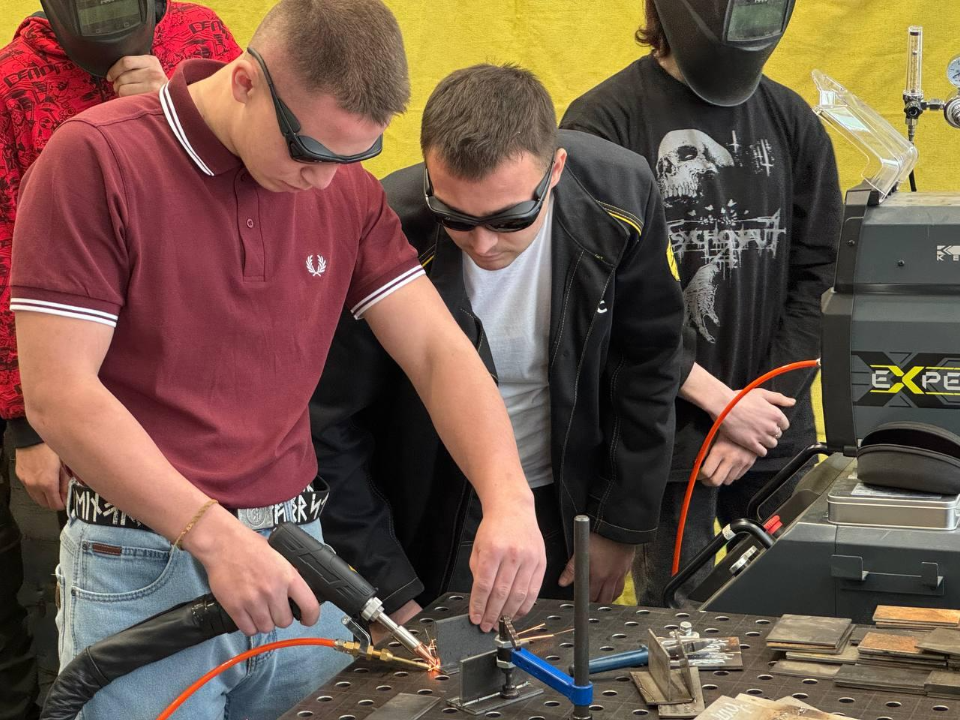 Будущие сварщики узнали новые методы работы: как мастер-класс помог улучшить навыки и понять нюансы профессии