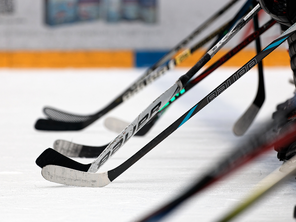 Хоккейная команда «Крылья» стала бронзовым призером турнира «Герои спорта»