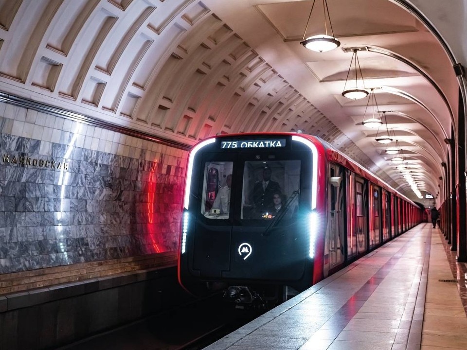 Поезд метро «Москва-2026» должен проехать около 315 км по подземке без пассажиров