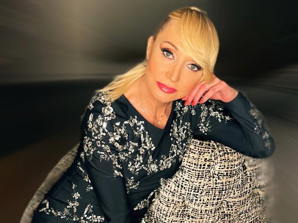 «Ну, Новый Год, погоди!»: чем удивила поклонников Кристина Орбакайте