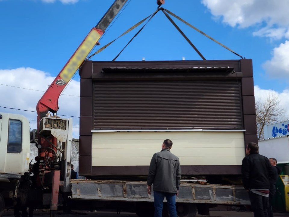 В Луховицах за год демонтировали 23 незаконных ларька и павильона, работа продолжается