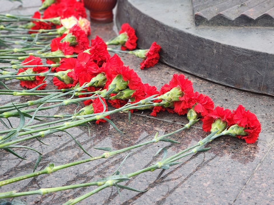 Вечная память: реутовчане возложили цветы в честь 84-ой годовщины контрнаступления под Москвой