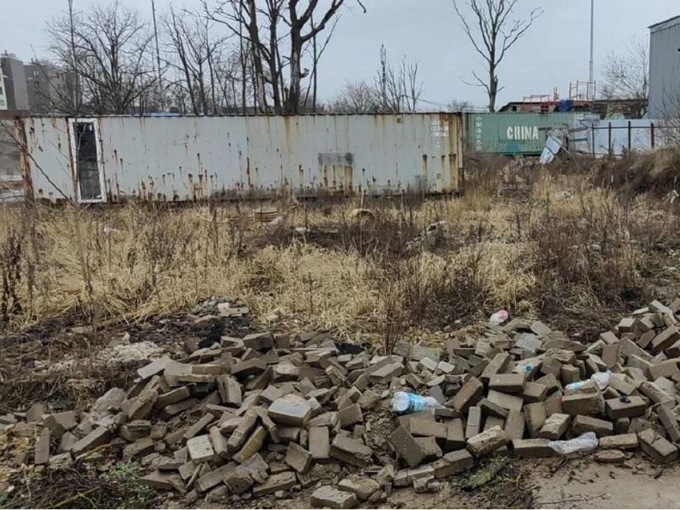 Сброс стоков и отходов под прицелом экологов: штрафы за свалки получили три жителя рузского округа