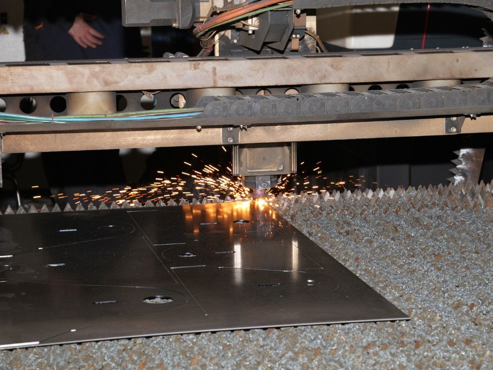 Луч, который режет броню: как подмосковные лазеры изменят судостроение и энергетику