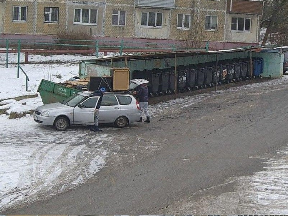 Попал в камеру: сколько случаев незаконного сброса мусора зафиксировали в Чехове