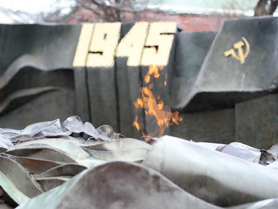 Огонь Памяти от городов-героев доставили в Щекутино на годовщину Битвы за Москву