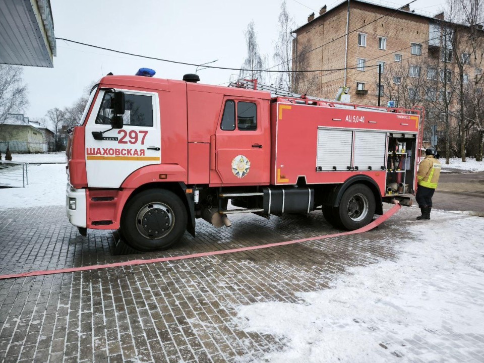 Все идет по плану: как эвакуировали детей и тушили «пожар» в гимназии в Шаховской