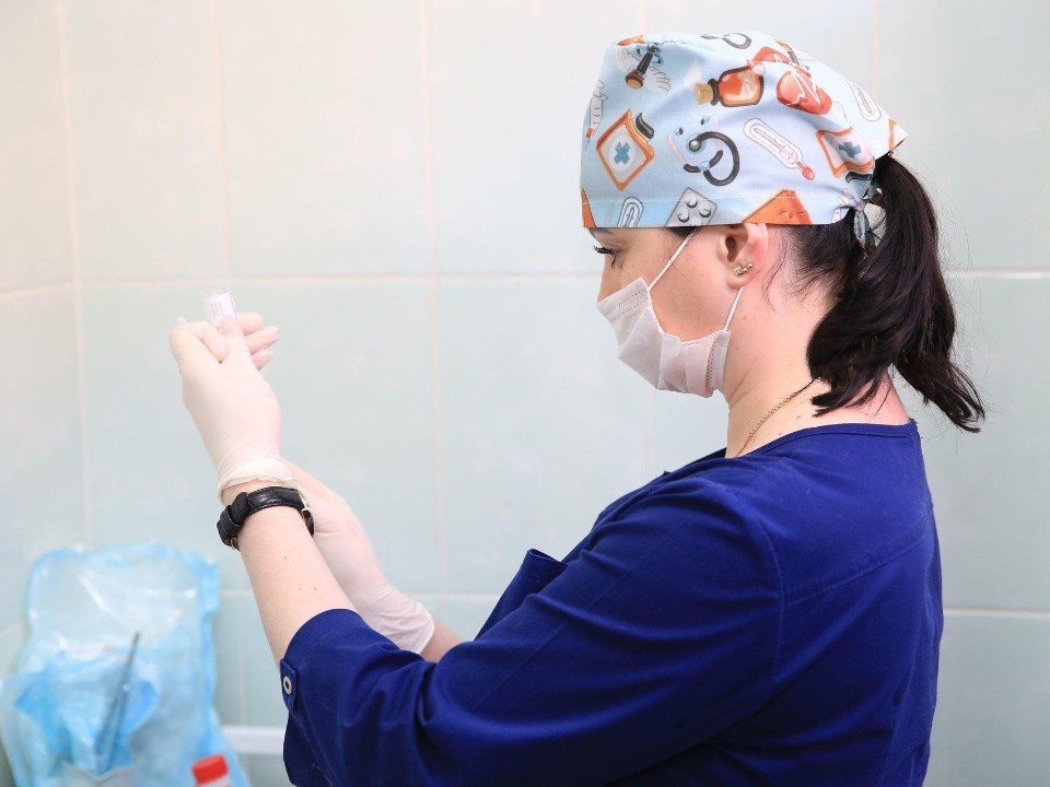 Сколько жителей уже сделали прививку от гриппа перед Новым годом