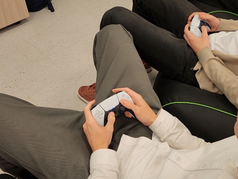 Какой возраст идеален для первого знакомства с видеоиграми? Результаты опроса