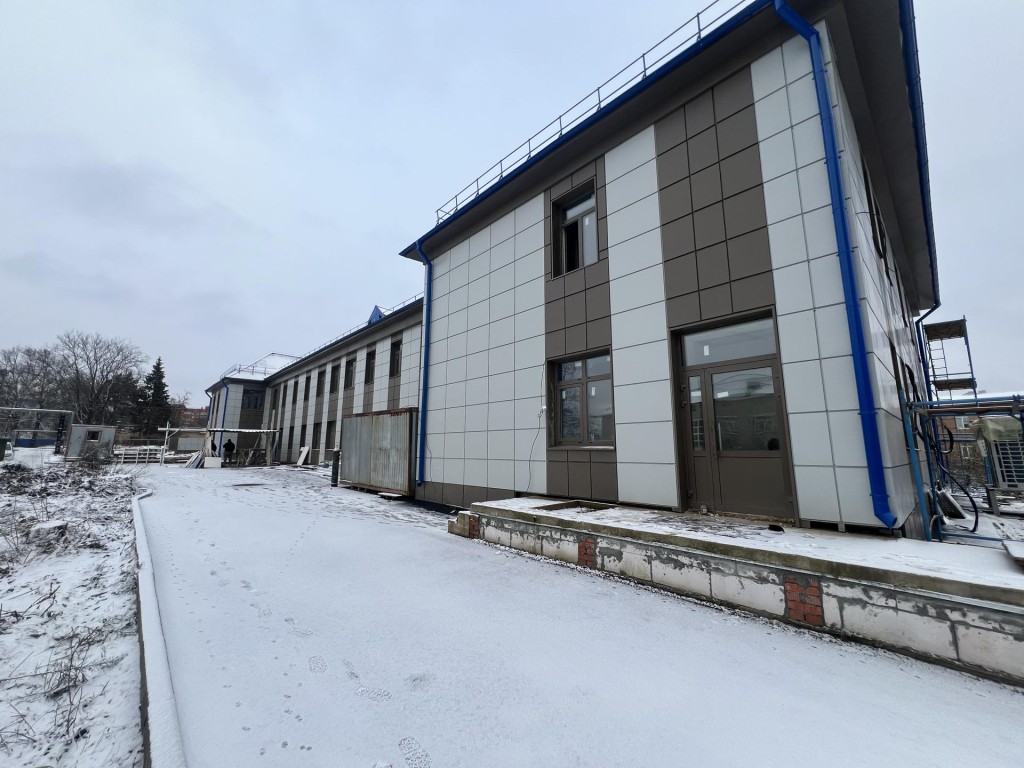 «Сдадим в срок»: до конца декабря планируют закончить ремонт в поликлинике Талдома