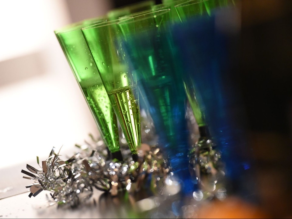 Новый год не отмечаем? За кем останется последнее слово об отмене корпоративов