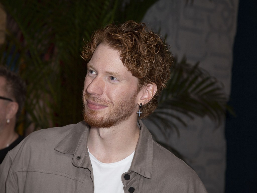 Новая стрижка, новая жизнь: Никита Пресняков удивил поклонников сменой имиджа