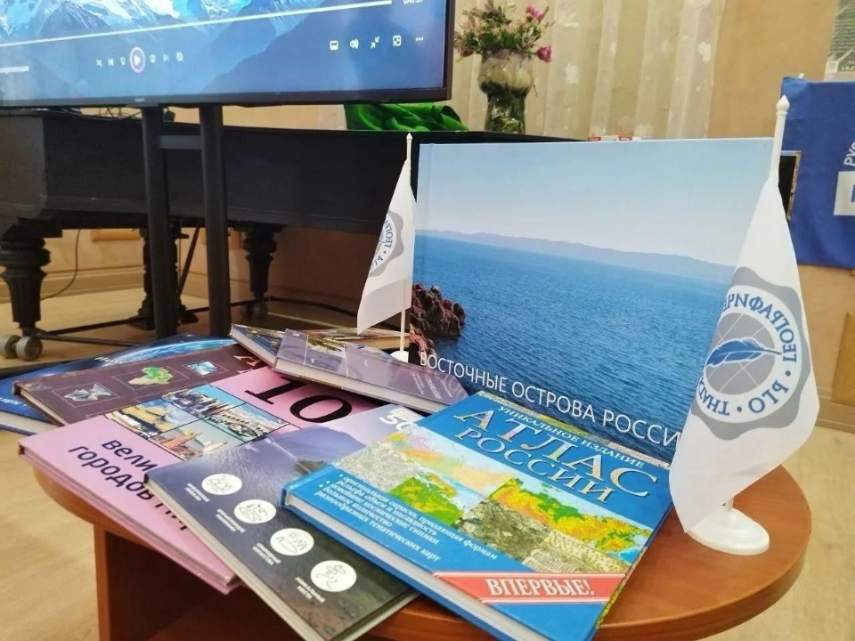 Школьники с ОВЗ участвовали в «Географическом диктанте»: когда опубликуют результаты и как получить электронное свидетельство