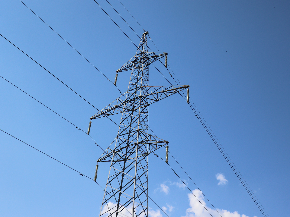 Свет в три села под Рузой вернут к 13:00 понедельника