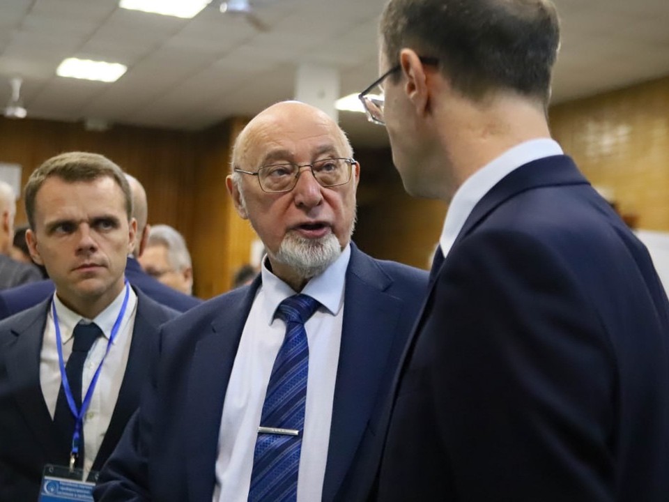 Научный руководитель черноголовского ФИЦа награжден грамотой правительства РФ