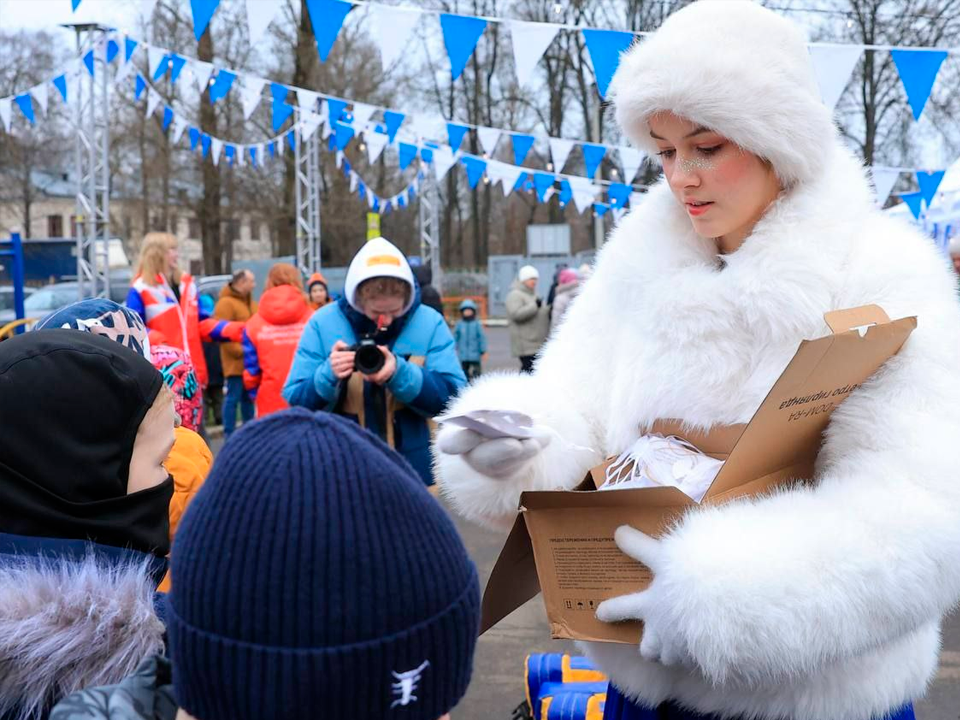 Жители Первомайского отметили День святого Николая на семейном фестивале