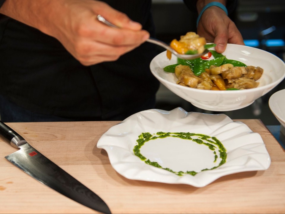 Это блюдо «взорвет» новогодний стол: как приготовить нашумевший салат «Орешник»