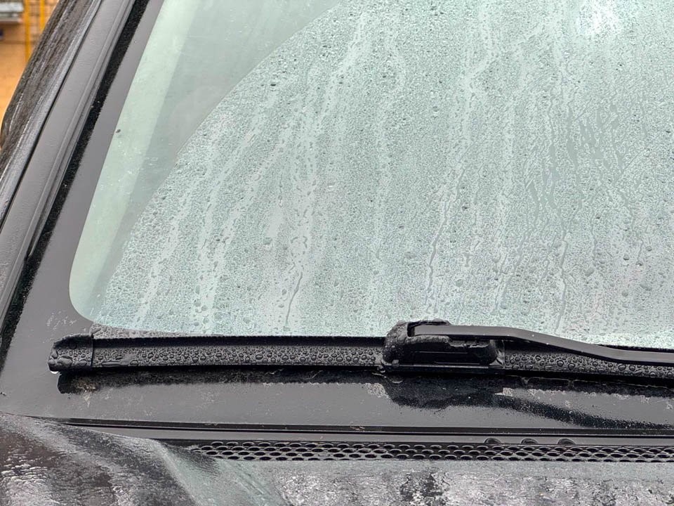 Снег резко сменится дождем: синоптик объяснил, что происходит с погодой