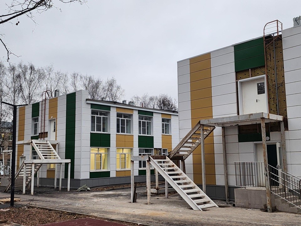 Игровые площадки и цветные кабинеты: что еще сделают в детском саду в Юбилейном