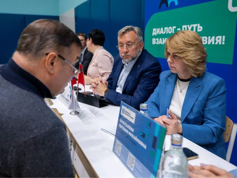 Жители Барыбино обсудили с администрацией вопросы ЖКХ и благоустройства