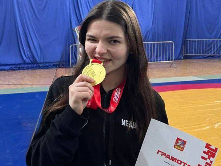 Студентка из Наро-Фоминска Варвара Некрашевич стала чемпионкой Подмосковья по панкратиону