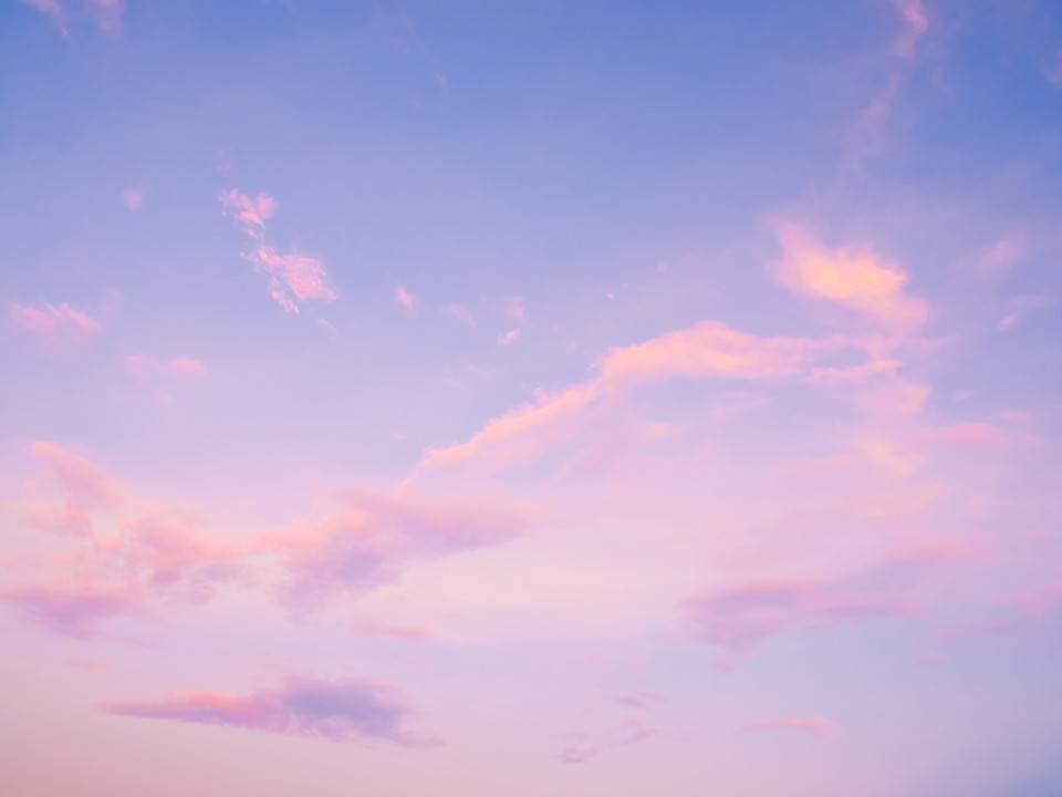 Небо над Солнечногорском окрасилось в розовый