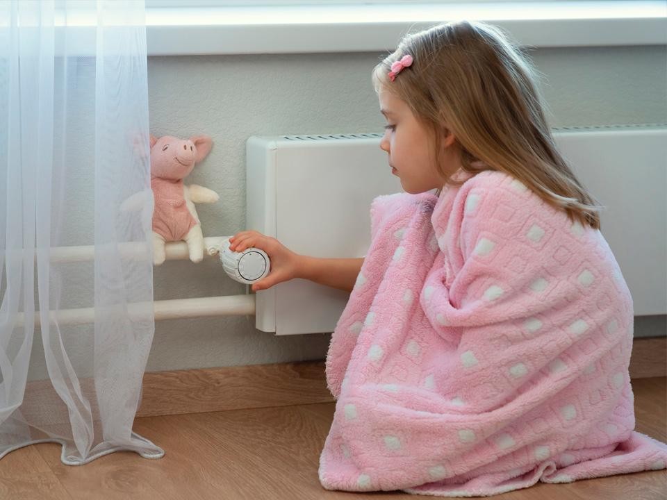 В многоквартирник на Юбилейной вернули горячую воду и отопление