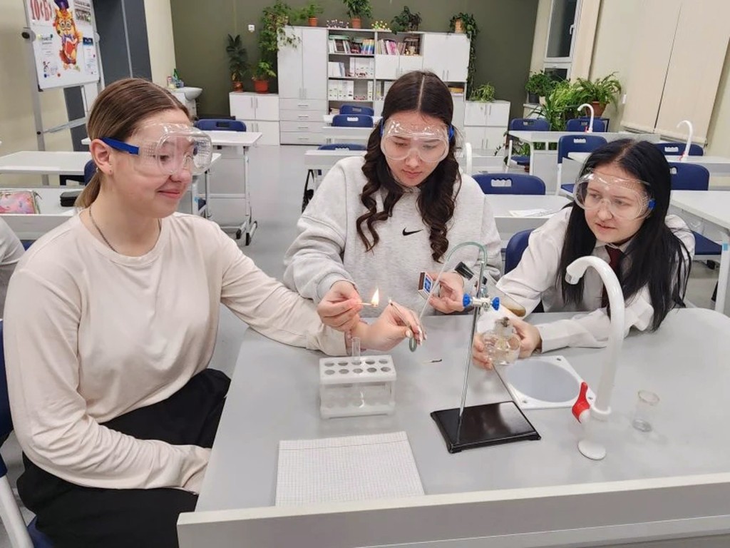 Менделеевский класс в Ступине: старт карьеры в науке уже с 8-го класса