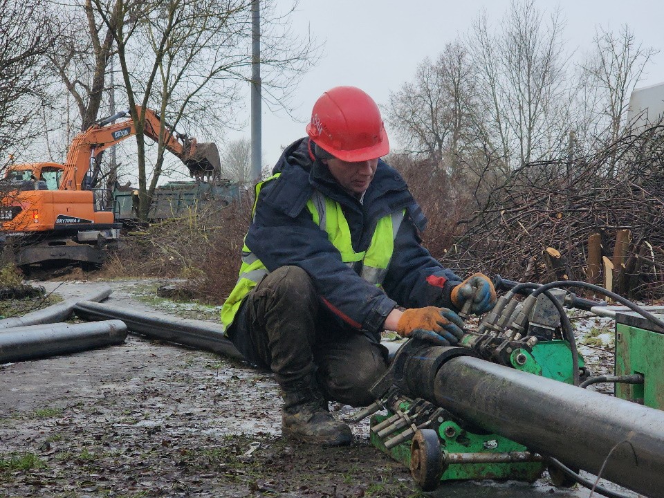 Более пяти километров водопровода обновят в селе Анискино