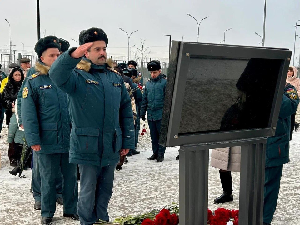 Орден Мужества и вечная память: история Александра Триполитова на мемориальной доске