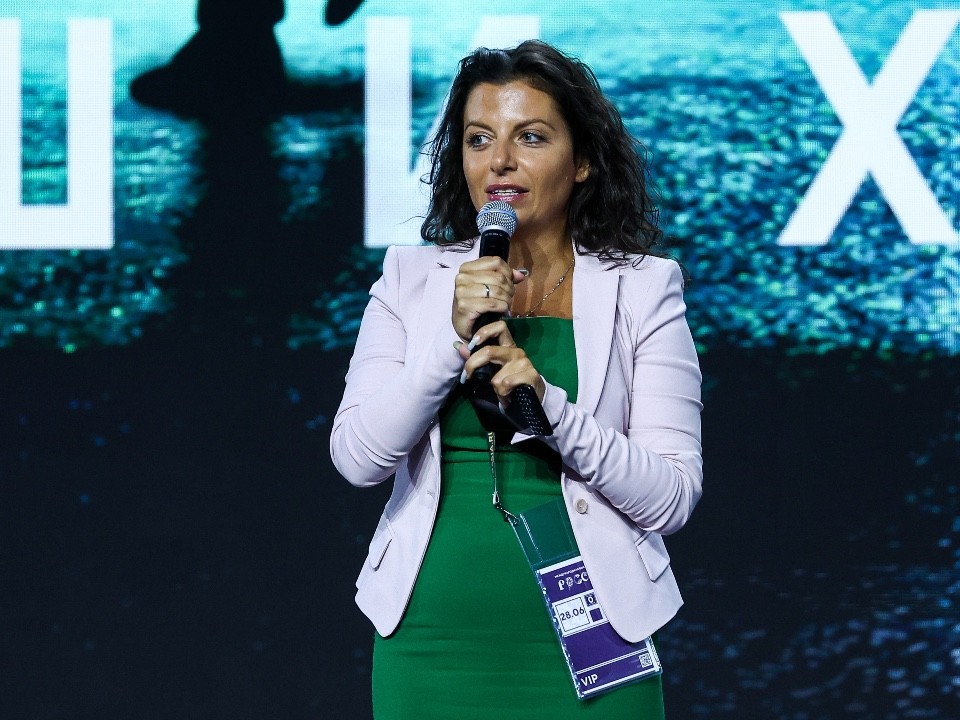 Студия в виде огромной матрешки: Симоньян о старте нового проекта RT India