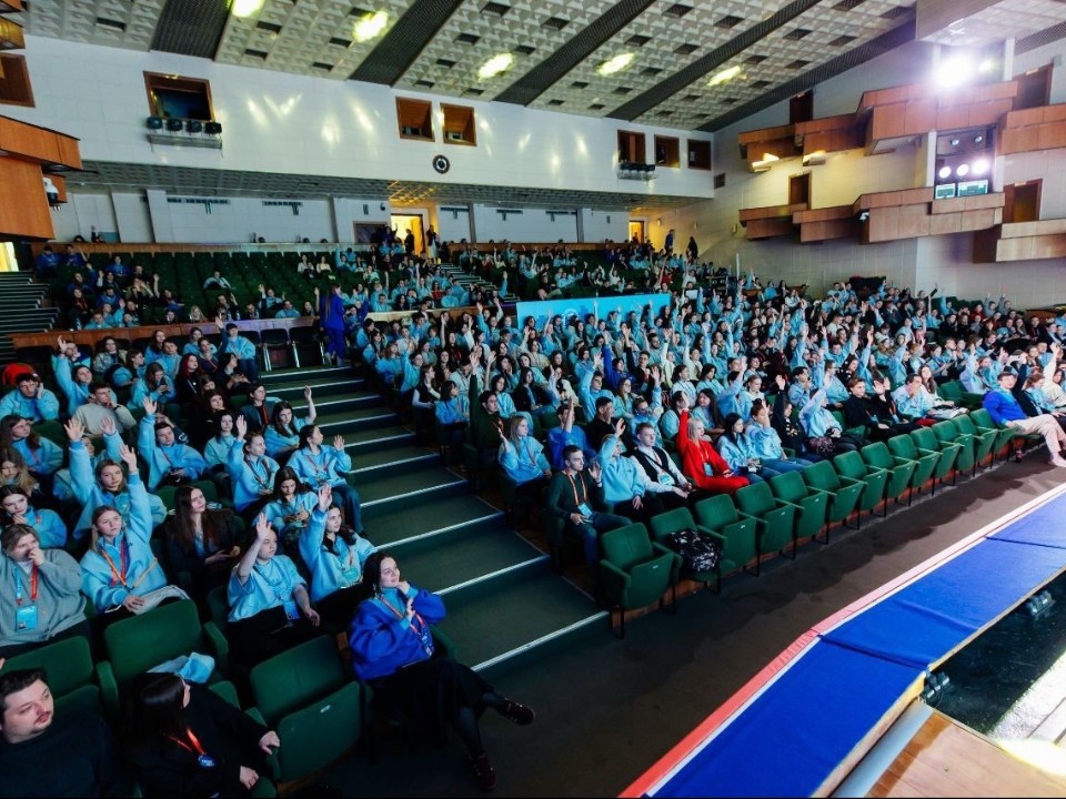 Танец, ломающий барьеры: как ролик о спортсменке на коляске принес победу Губернскому колледжу