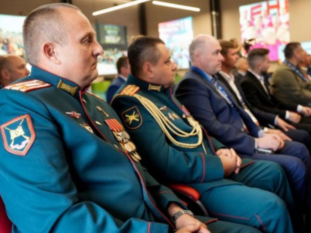 «Будем продолжать служить Отечеству»: участник программы «Герои Подмосковья» поделился, как готовят управленцев нового поколения