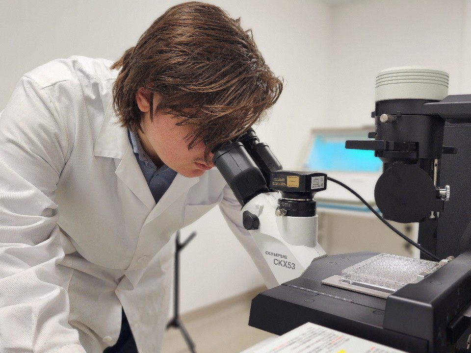 Экспедиция в науку: школьники Лосино-Петровского познакомились с инфекциями и биотехнологиями