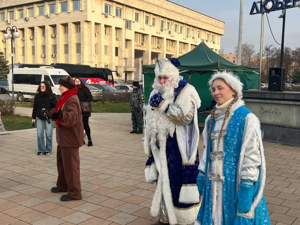 Праздник на колесах: в Люберцах запустили «Новогодний автобус» для детей участников СВО