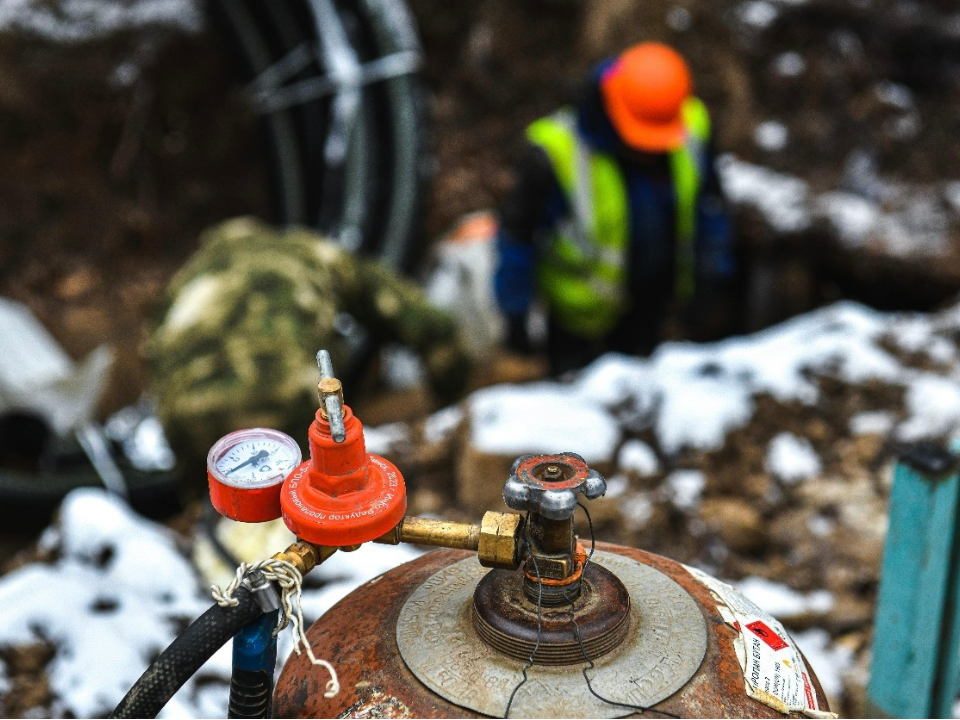 «ТСК Мосэнерго»: подачу горячей воды и отопления в домах на Сходне восстановят до 18:00
