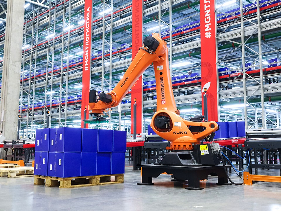 Как роботов внедряют в логистику Подмосковья: губернатор Воробьев рассказал о планах