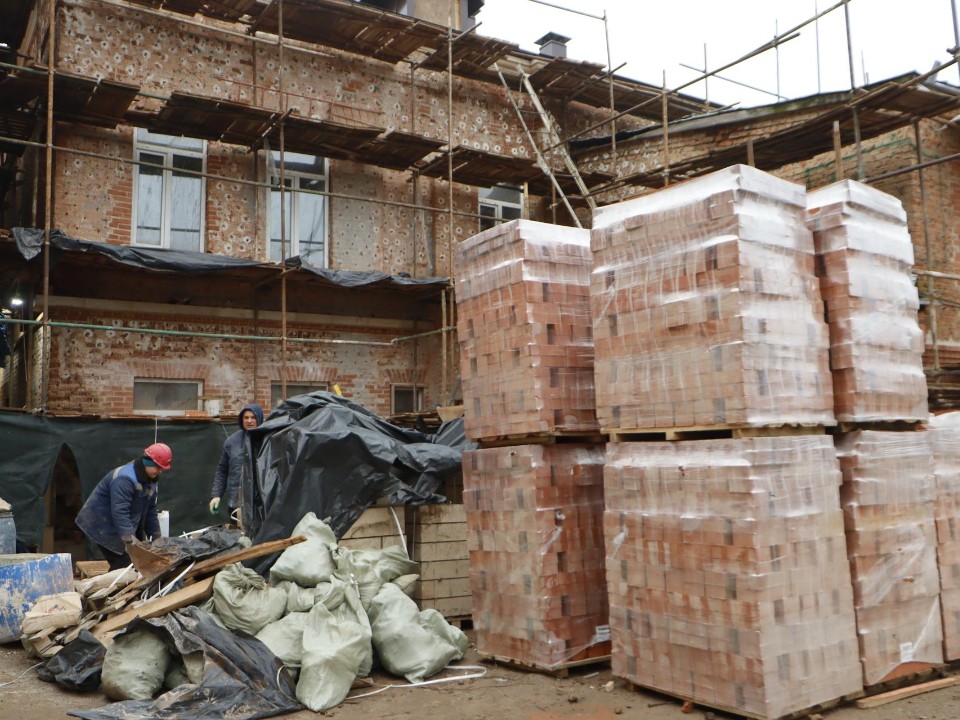 Реновация стен и новая кровля: что еще заменят в музыкальном отделении ДШИ Зарайска