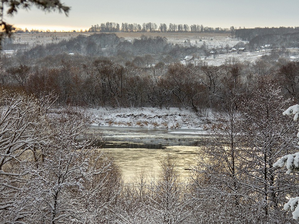 Какой народный праздник отмечают 25 декабря 2025: что можно и нельзя делать на Спиридона Солнцеворота