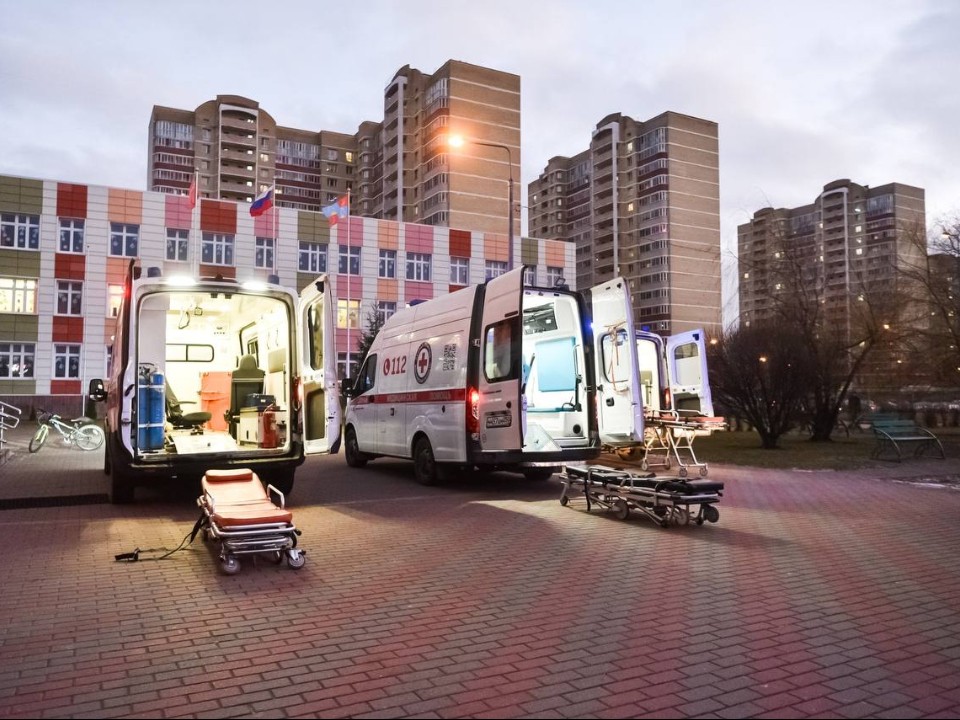 Стало известно, для чего к школе №16 Балашихи выехали бригады скорой и пожарный расчет