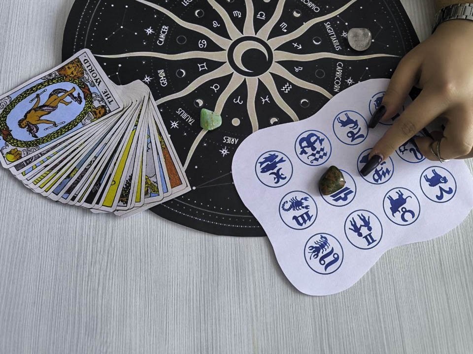 Гороскоп для всех знаков Зодиака на 20 декабря 2025: Овны расстанутся с прошлым, Тельцы закроют гештальт, Рыбам не повредит осторожность