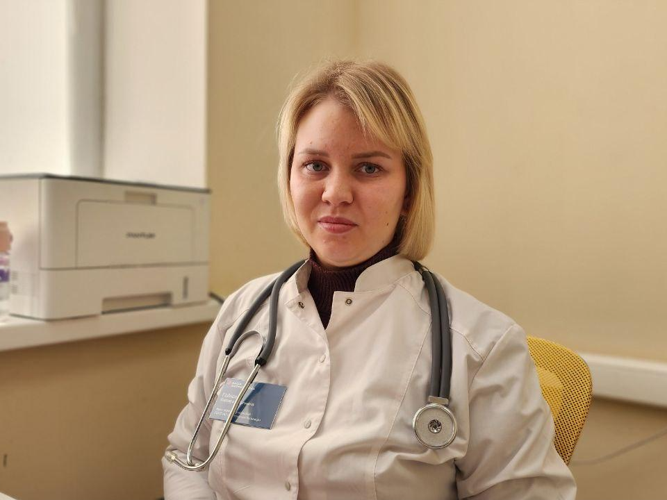«Хочу спасать людей, как мама»: молодой врач из Дмитрова идет по стопам родителей